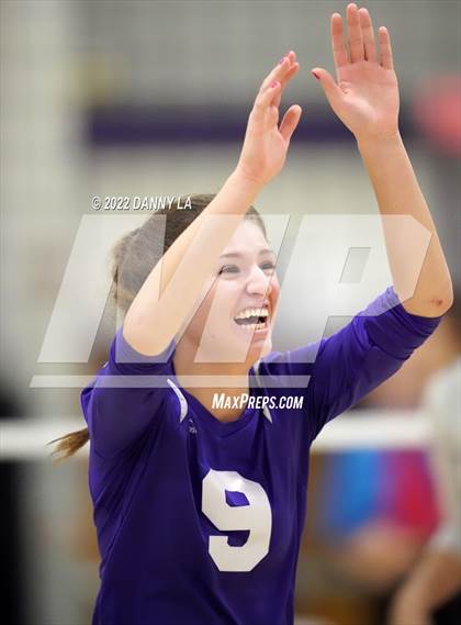 Thumbnail 1 in Langley vs. Chantilly (VHSL Class 6 Region D Final) photogallery.