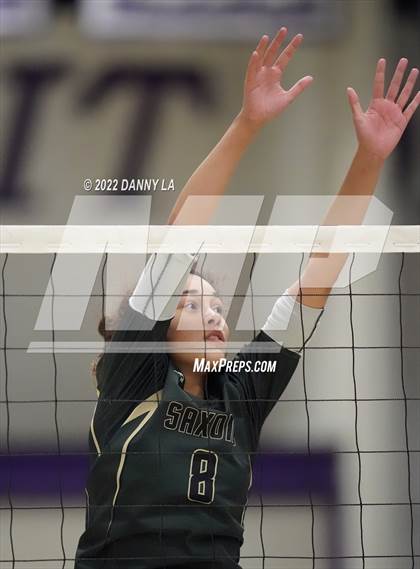Thumbnail 1 in Langley vs. Chantilly (VHSL Class 6 Region D Final) photogallery.