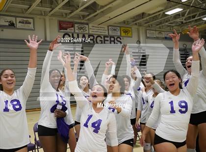 Thumbnail 2 in Langley vs. Chantilly (VHSL Class 6 Region D Final) photogallery.