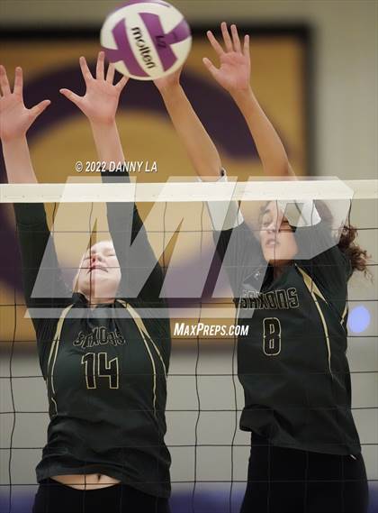 Thumbnail 3 in Langley vs. Chantilly (VHSL Class 6 Region D Final) photogallery.