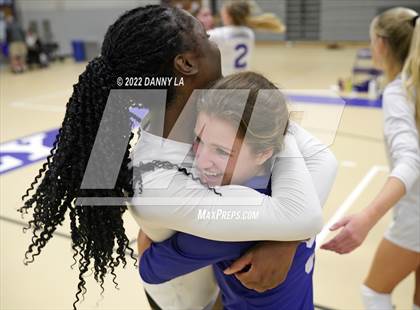 Thumbnail 1 in Langley vs. Chantilly (VHSL Class 6 Region D Final) photogallery.