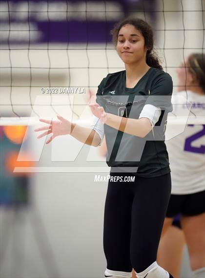 Thumbnail 1 in Langley vs. Chantilly (VHSL Class 6 Region D Final) photogallery.