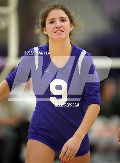 Thumbnail 2 in Langley vs. Chantilly (VHSL Class 6 Region D Final) photogallery.