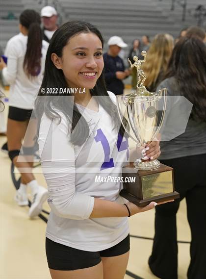 Thumbnail 1 in Langley vs. Chantilly (VHSL Class 6 Region D Final) photogallery.