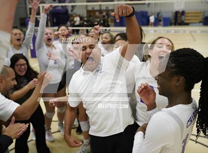 Thumbnail 1 in Langley vs. Chantilly (VHSL Class 6 Region D Final) photogallery.