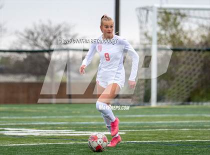 Thumbnail 3 in Thunder Ridge vs Regis Jesuit photogallery.