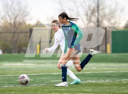 Thumbnail 3 in Thunder Ridge vs Regis Jesuit photogallery.