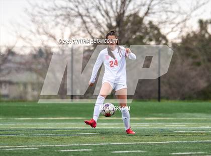 Thumbnail 3 in Thunder Ridge vs Regis Jesuit photogallery.