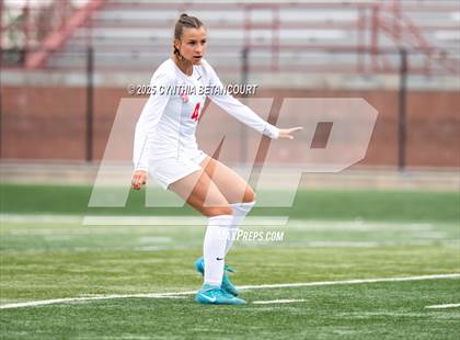 Thumbnail 2 in Thunder Ridge vs Regis Jesuit photogallery.