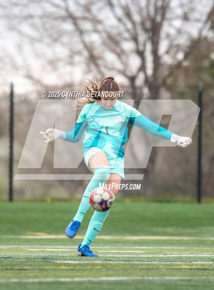 Thumbnail 1 in Thunder Ridge vs Regis Jesuit photogallery.