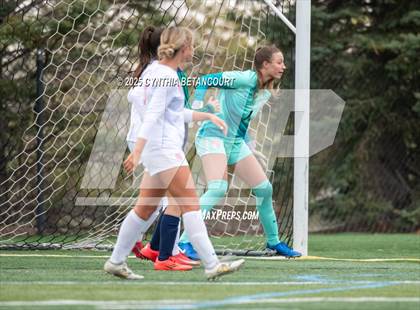 Thumbnail 2 in Thunder Ridge vs Regis Jesuit photogallery.
