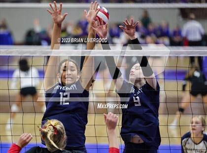 Thumbnail 2 in Eaton vs. University (CHSAA 3A Semifinal) photogallery.