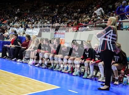 Thumbnail 1 in Eaton vs. University (CHSAA 3A Semifinal) photogallery.