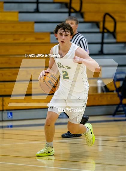 Thumbnail 3 in Sierra Pacific vs Pacifica (Santa Barbara Holiday Classic) photogallery.