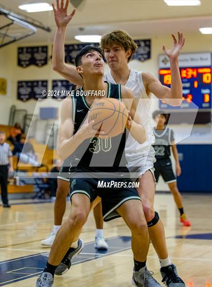 Thumbnail 2 in Sierra Pacific vs Pacifica (Santa Barbara Holiday Classic) photogallery.