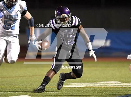 Thumbnail 2 in Saugus @ Valencia photogallery.