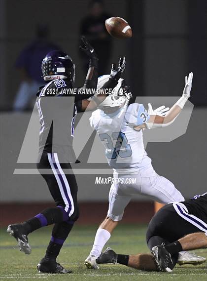Thumbnail 3 in Saugus @ Valencia photogallery.