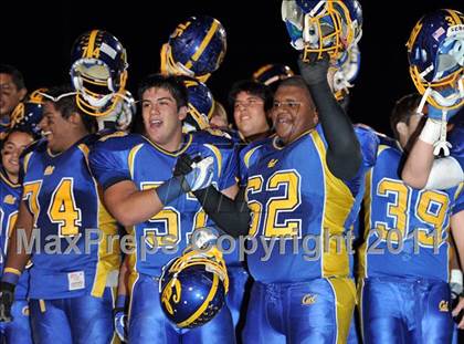 Thumbnail 1 in La Serna @ California photogallery.