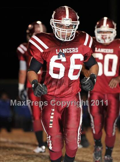 Thumbnail 1 in La Serna @ California photogallery.