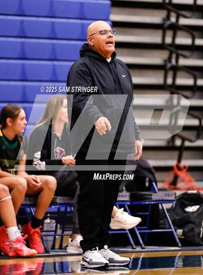 Thumbnail 3 in Tracy @ Newark Memorial photogallery.