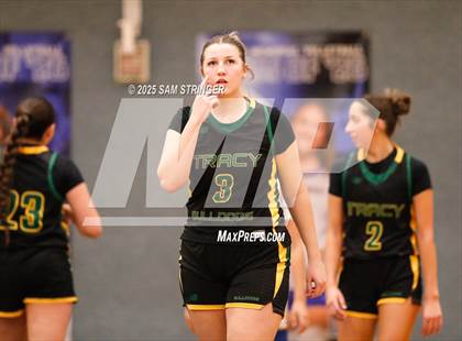 Thumbnail 3 in Tracy @ Newark Memorial photogallery.