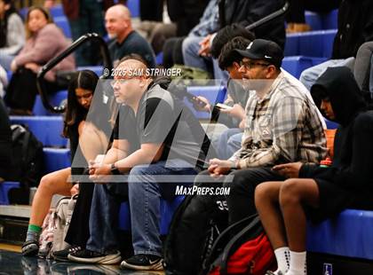 Thumbnail 2 in Tracy @ Newark Memorial photogallery.