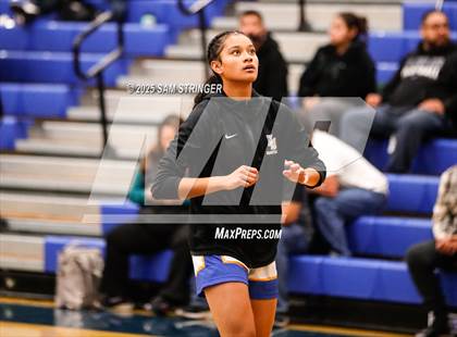 Thumbnail 1 in Tracy @ Newark Memorial photogallery.