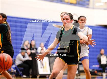 Thumbnail 2 in Tracy @ Newark Memorial photogallery.