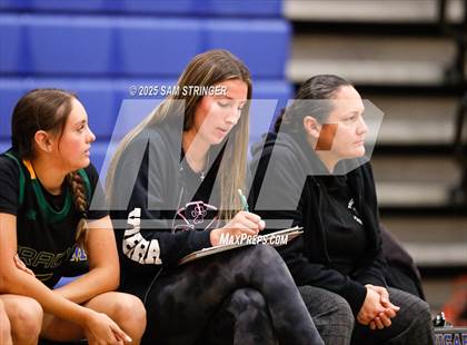 Thumbnail 1 in Tracy @ Newark Memorial photogallery.