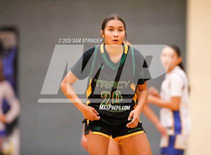 Thumbnail 2 in Tracy @ Newark Memorial photogallery.