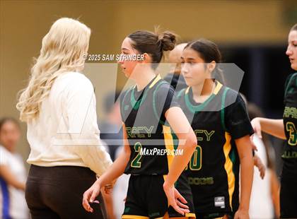 Thumbnail 3 in Tracy @ Newark Memorial photogallery.