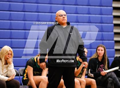 Thumbnail 1 in Tracy @ Newark Memorial photogallery.