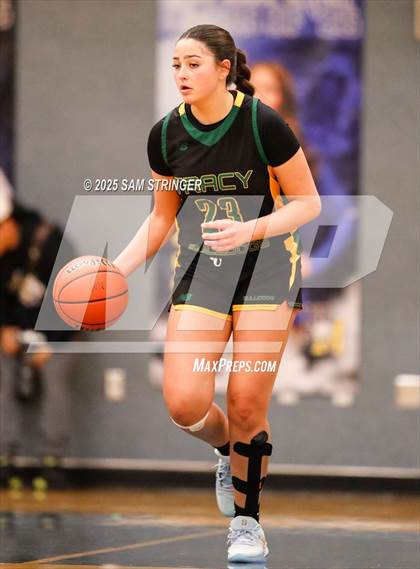 Thumbnail 3 in Tracy @ Newark Memorial photogallery.