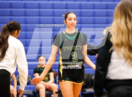 Thumbnail 2 in Tracy @ Newark Memorial photogallery.