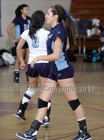 Thumbnail 1 in Sylmar @ Van Nuys photogallery.