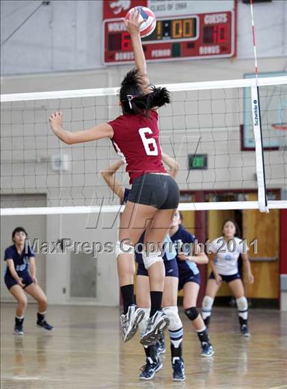 Thumbnail 3 in Sylmar @ Van Nuys photogallery.