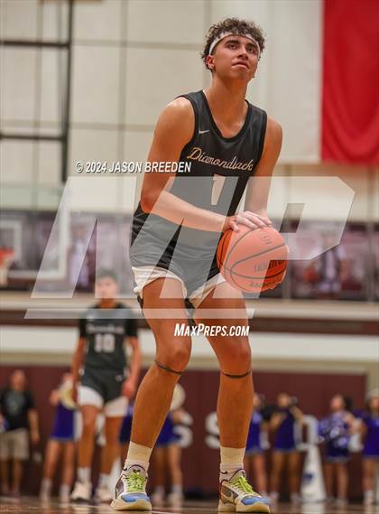 Thumbnail 3 in Pioneer vs. Vela (UIL Basketball 5A Regional Quarterfinal) photogallery.