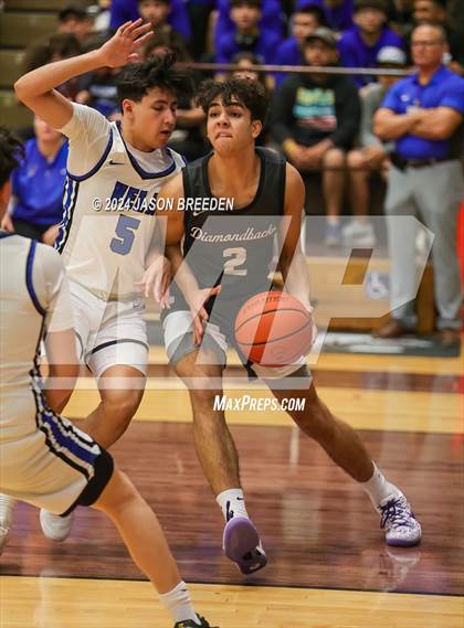 Thumbnail 1 in Pioneer vs. Vela (UIL Basketball 5A Regional Quarterfinal) photogallery.