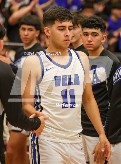 Thumbnail 3 in Pioneer vs. Vela (UIL Basketball 5A Regional Quarterfinal) photogallery.