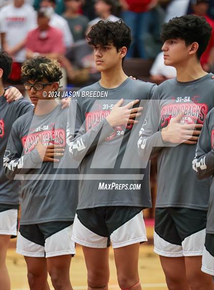 Thumbnail 1 in Pioneer vs. Vela (UIL Basketball 5A Regional Quarterfinal) photogallery.