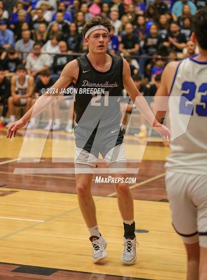 Thumbnail 2 in Pioneer vs. Vela (UIL Basketball 5A Regional Quarterfinal) photogallery.