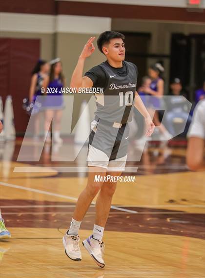 Thumbnail 3 in Pioneer vs. Vela (UIL Basketball 5A Regional Quarterfinal) photogallery.