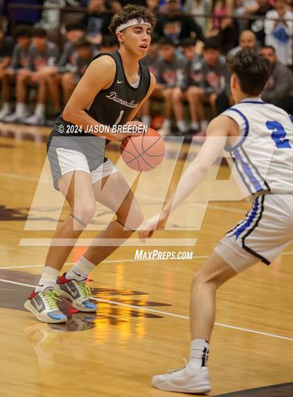 Thumbnail 3 in Pioneer vs. Vela (UIL Basketball 5A Regional Quarterfinal) photogallery.