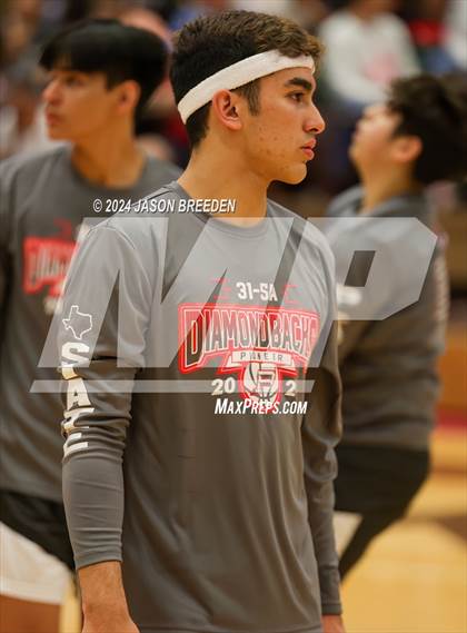Thumbnail 3 in Pioneer vs. Vela (UIL Basketball 5A Regional Quarterfinal) photogallery.