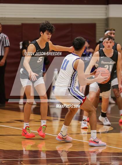 Thumbnail 3 in Pioneer vs. Vela (UIL Basketball 5A Regional Quarterfinal) photogallery.