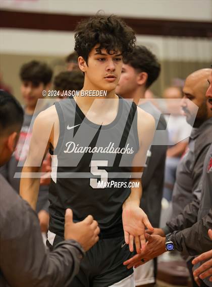 Thumbnail 2 in Pioneer vs. Vela (UIL Basketball 5A Regional Quarterfinal) photogallery.