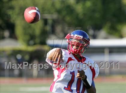 Thumbnail 1 in Serra @ Notre Dame photogallery.