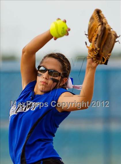 Thumbnail 1 in Danbury vs Santa Gertrudis Academy (UIL 2A Region 4 Finals) photogallery.
