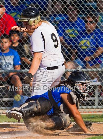 Thumbnail 3 in Danbury vs Santa Gertrudis Academy (UIL 2A Region 4 Finals) photogallery.