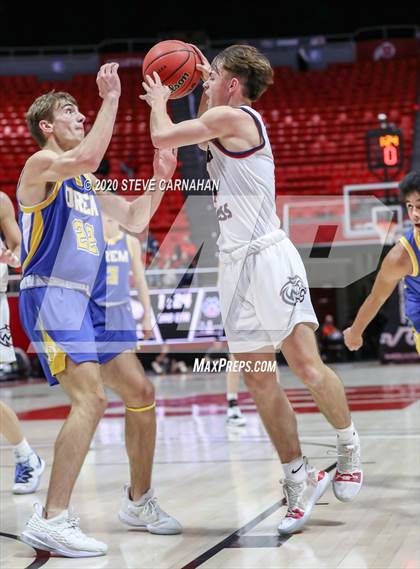 Thumbnail 2 in Orem vs. Woods Cross (UHSAA Quarter Final) photogallery.
